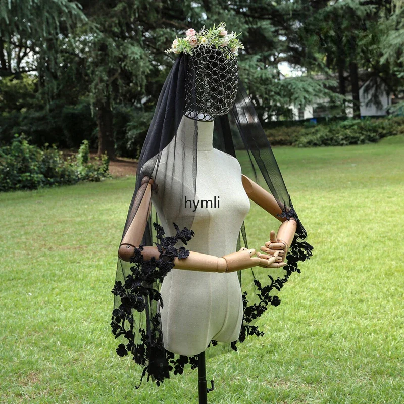 1 Layer Bridal Veil with Black Lace Applique Wedding Dress Fingertip Black Wedding Veil - Image 3
