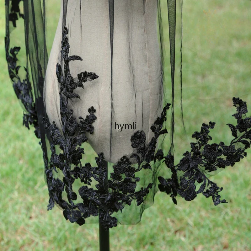 1 Layer Bridal Veil with Black Lace Applique Wedding Dress Fingertip Black Wedding Veil - Image 6