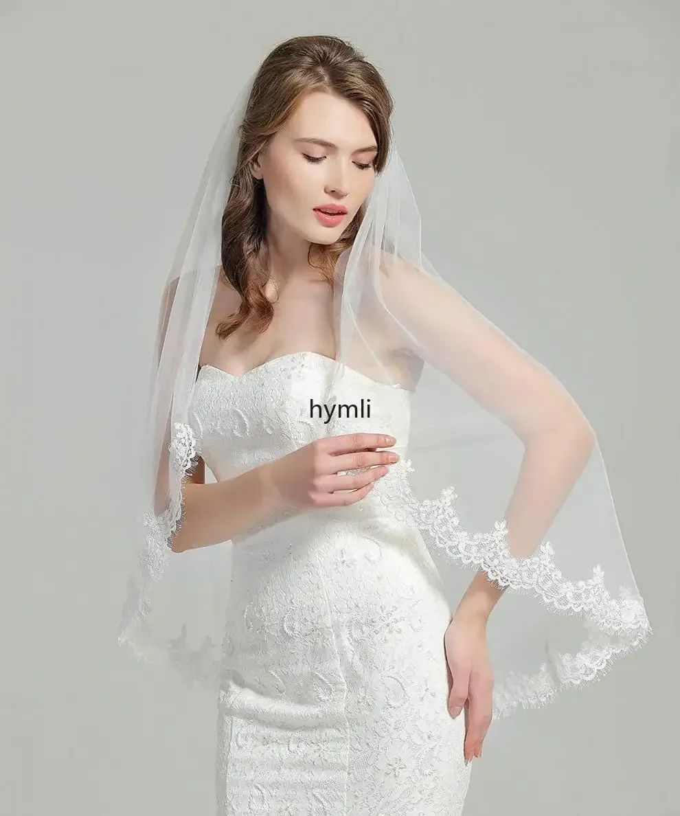1 Layer Wedding Veil Fingertip Length Bridal Veil with Metal Comb Wedding Accessories - Image 4