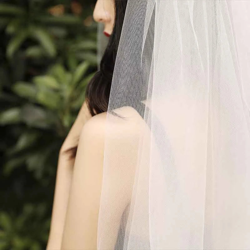 2 Layer Cut Edge Wedding Veil with Metal Comb in White ,Light Ivory - Image 3