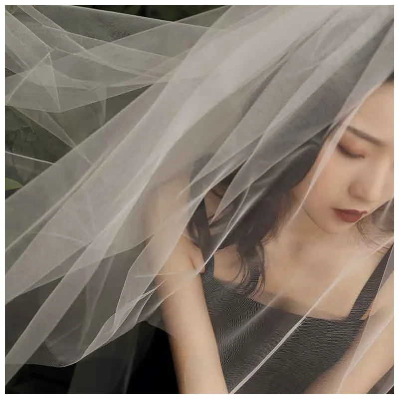 2 Layer Cut Edge Wedding Veil with Metal Comb in White ,Light Ivory - Image 5