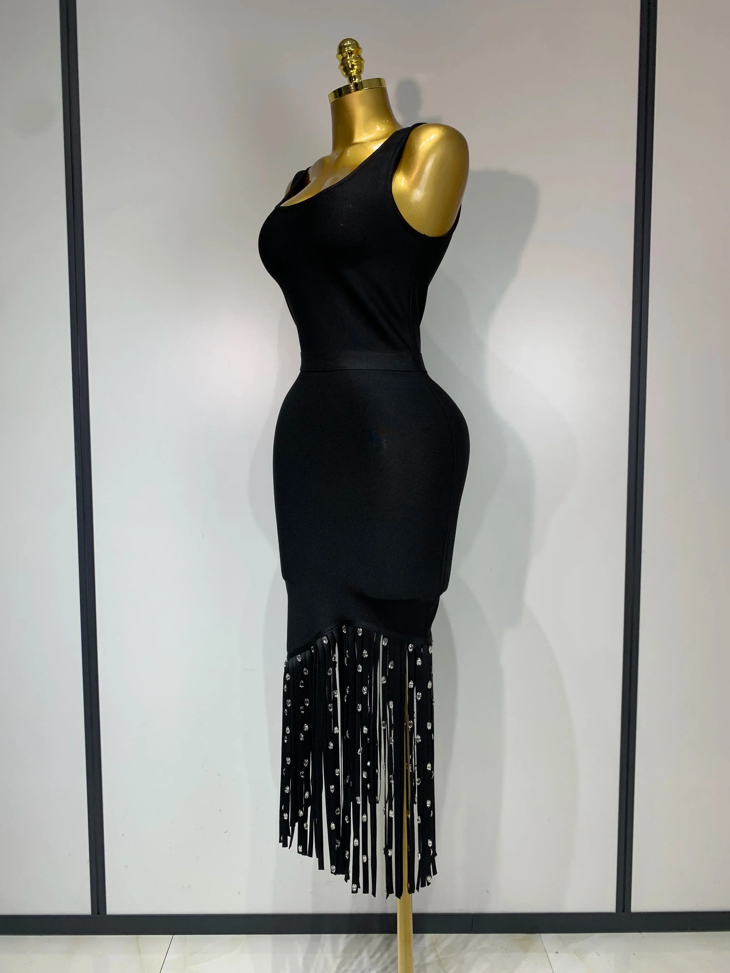 New Fashion Crystal Tassel Temperament Suspender Bodycon Bandage Dress Sexy Midi Evening Party Birthday Dresses Vestidos - Image 2