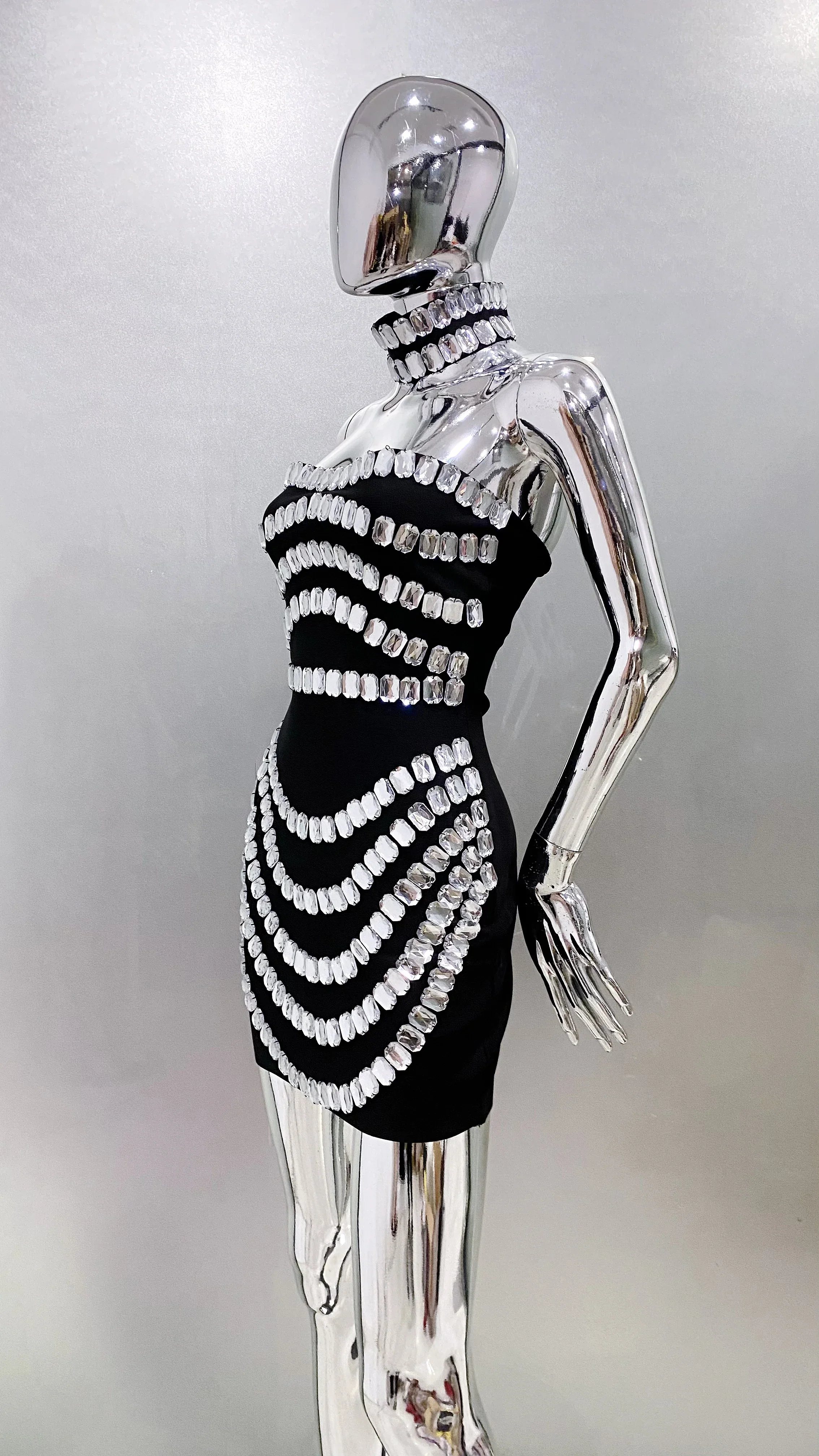 Spring Women Sexy Strapless Big Crystak Bodycon Mini Bandage Dress Necklace Fashion Celebrate Nightclub Party Dress - Image 5