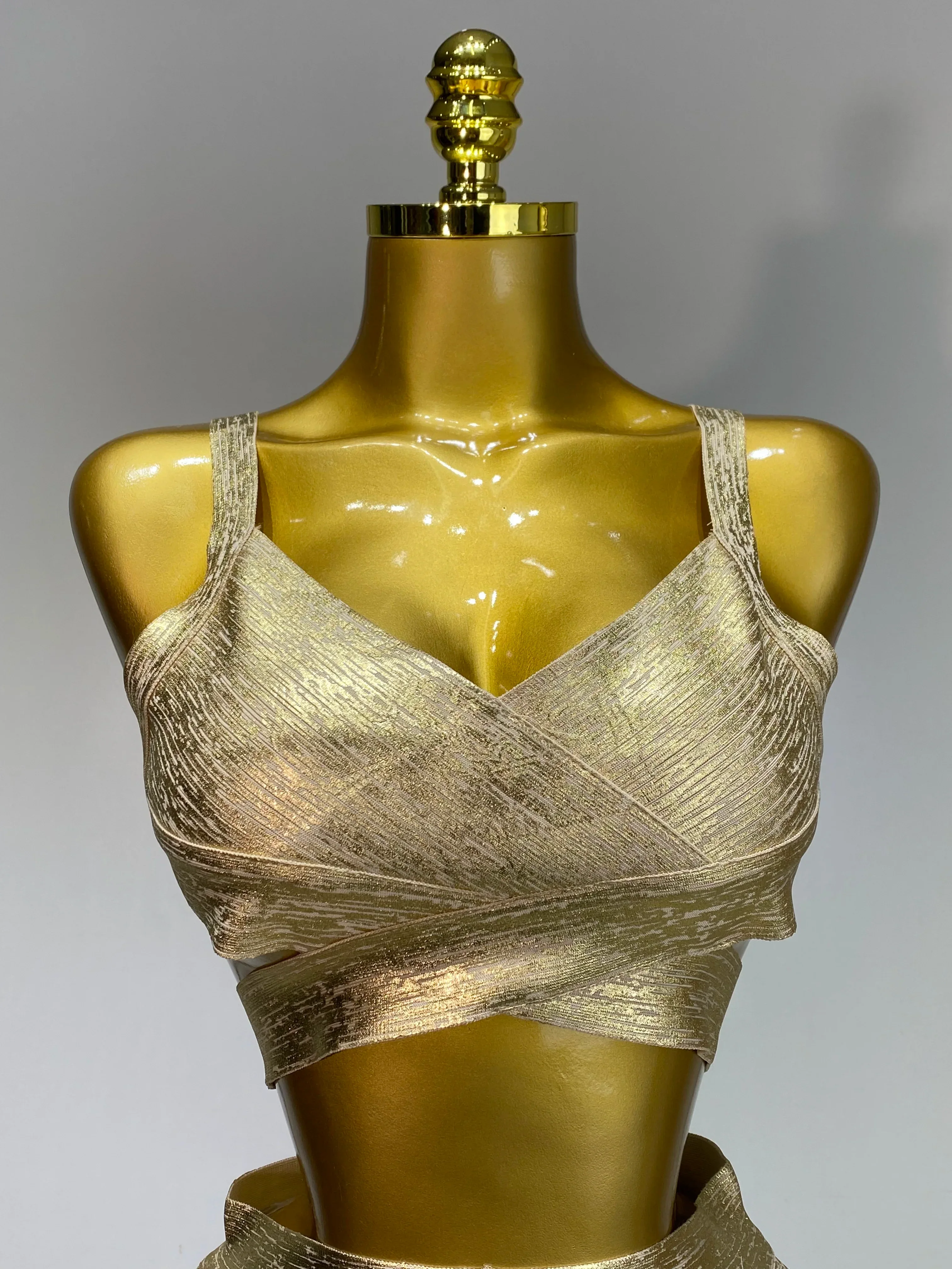 New Summer Sexy V Neck Gold Bandage Two Pieces Set Women Charming Celebrity Bodycon Skirt Suits Club Birthday Vestido - Image 5