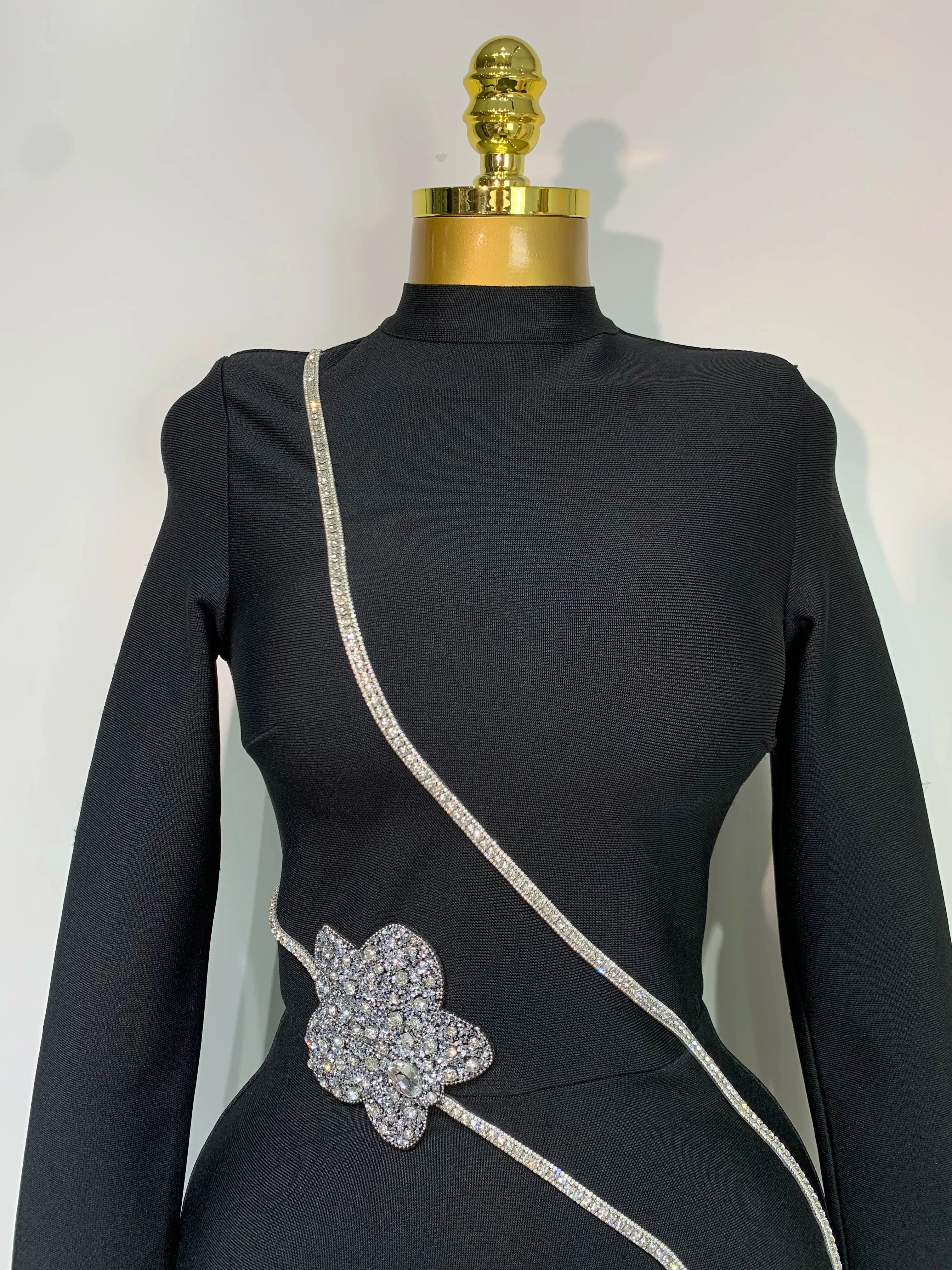 Fashion Designer Party Dress Women's Formal Long Sleeve Diamonds Bodycon Bandage Dress Elegant Luxury Birthday Gown - Image 5