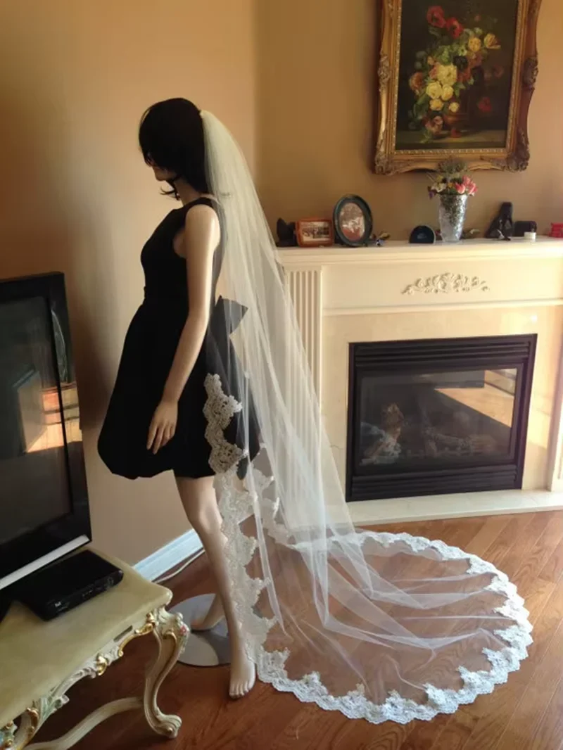 250cm lace wedding veil 1 layer bridal veil with metal comb in white , off white , ivory