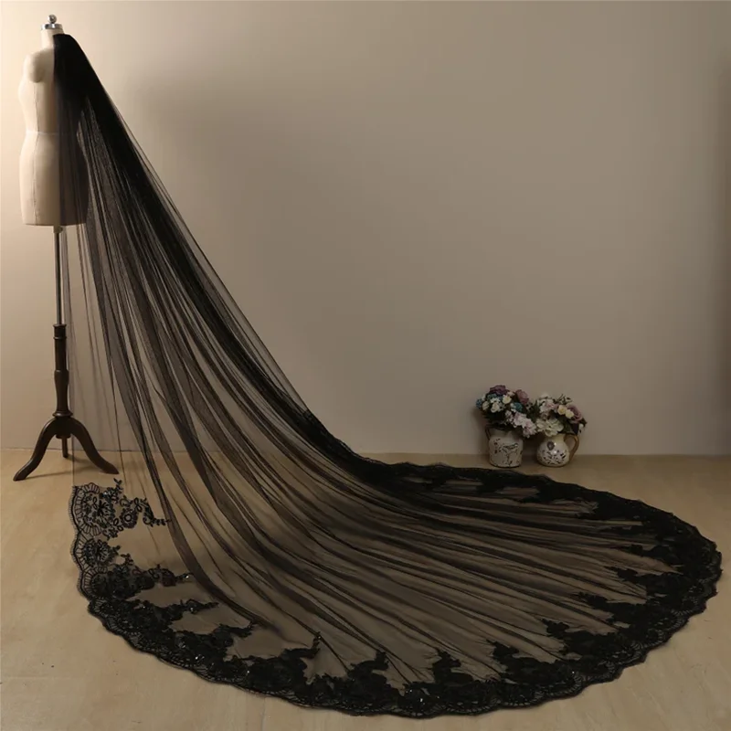 3.5 Meters Sequined Veil Black Lace Bridal Veil Metal Comb - Image 4