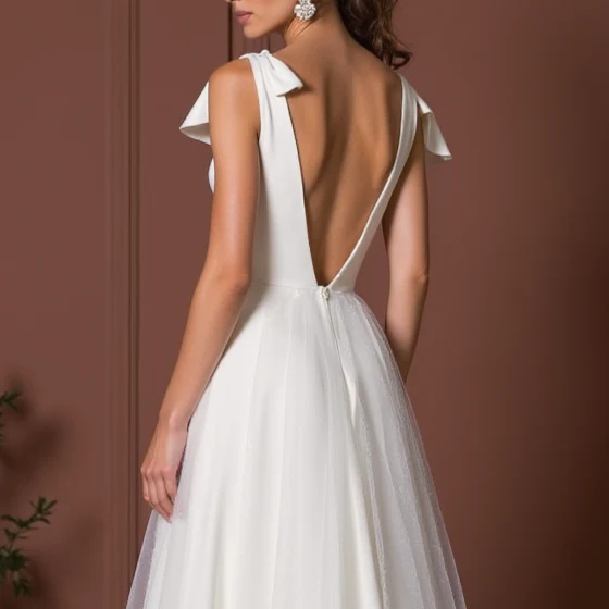 A-Line Wedding Dress with a Halter Neckline for a Unique Touch - Image 5