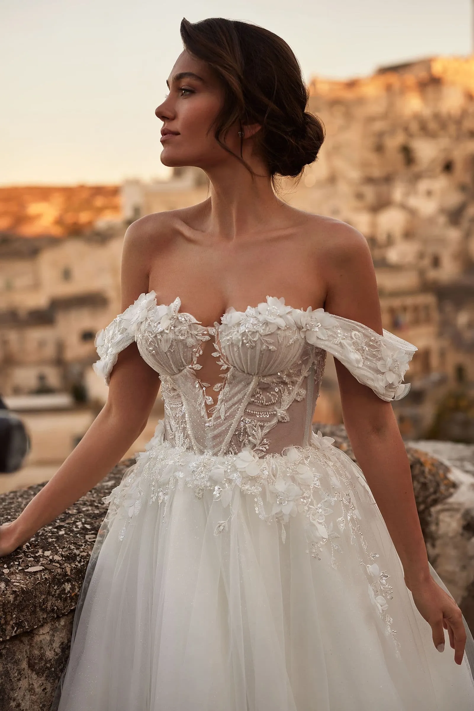 Attractive A-line Wedding Dress New Strapless Tulle Off the Shoulder Brush Train Lacing Up - Image 3