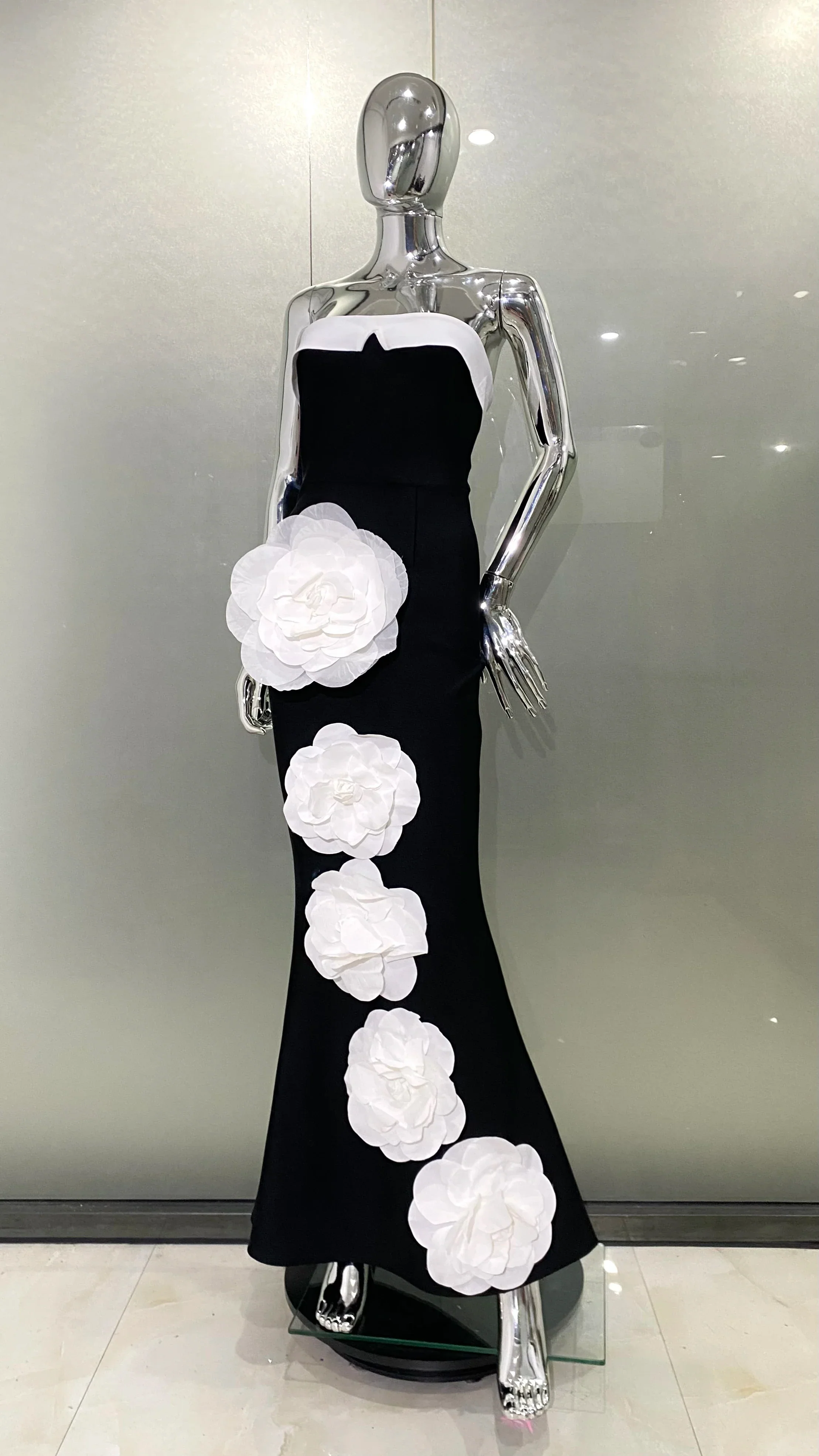 Black Color Women Sexy Off the Shoulder Bodycon Bandage Long Dress White Flowers Fashion Celebrate Evening Party Outfit - Image 3