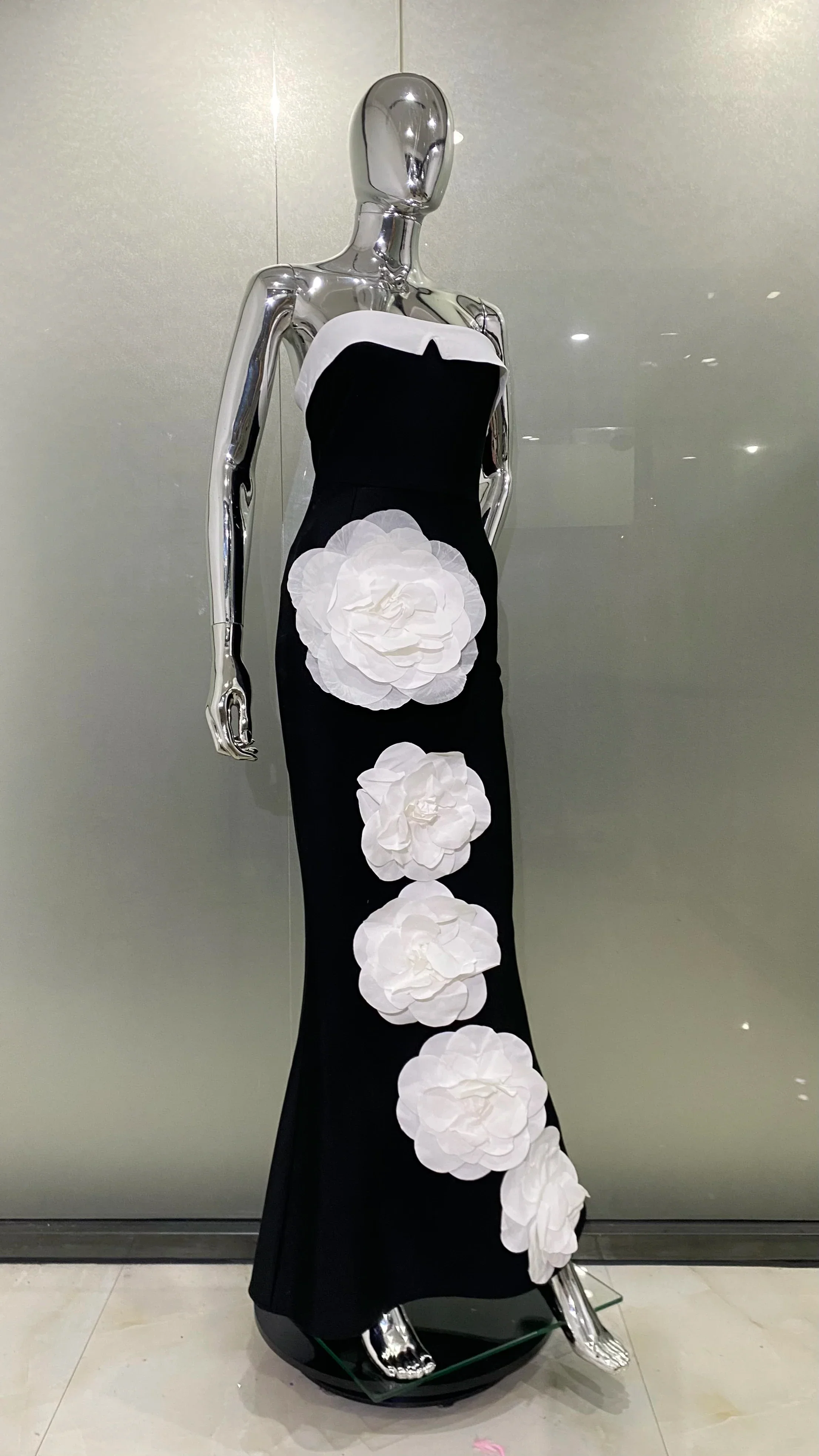 Black Color Women Sexy Off the Shoulder Bodycon Bandage Long Dress White Flowers Fashion Celebrate Evening Party Outfit - Image 4