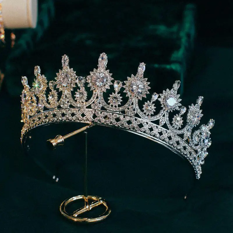 Bridal Hair Jewelry Pageant Prom Tiaras and Crowns For Brides Women Zirconia Crystal Headpiece Headband Wedding Accessories
