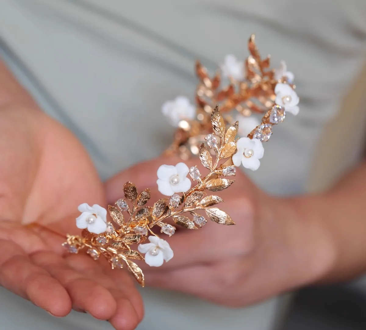 Bridal Hair Jewelry Porcelain Flower Headband Tiara Gold Color Leaf Headpiece For Brides Rhinestones Crown Wedding Accessories