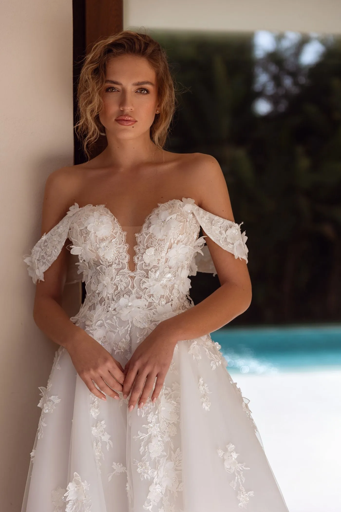 Charming Wedding Dress with 3d Flowers Off The Shoulder V Neck Applique Tulle A Line Bridal Gown for Woman Bride Vestido Noiva - Image 3
