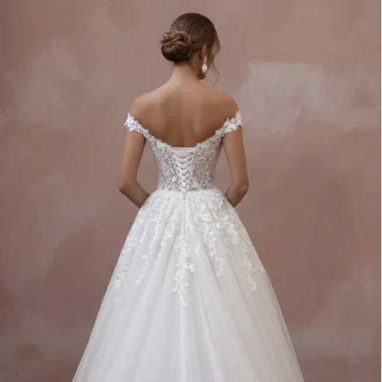Romantic Tulle Wedding Dress Sweetheart Neckline Long Train - Image 5