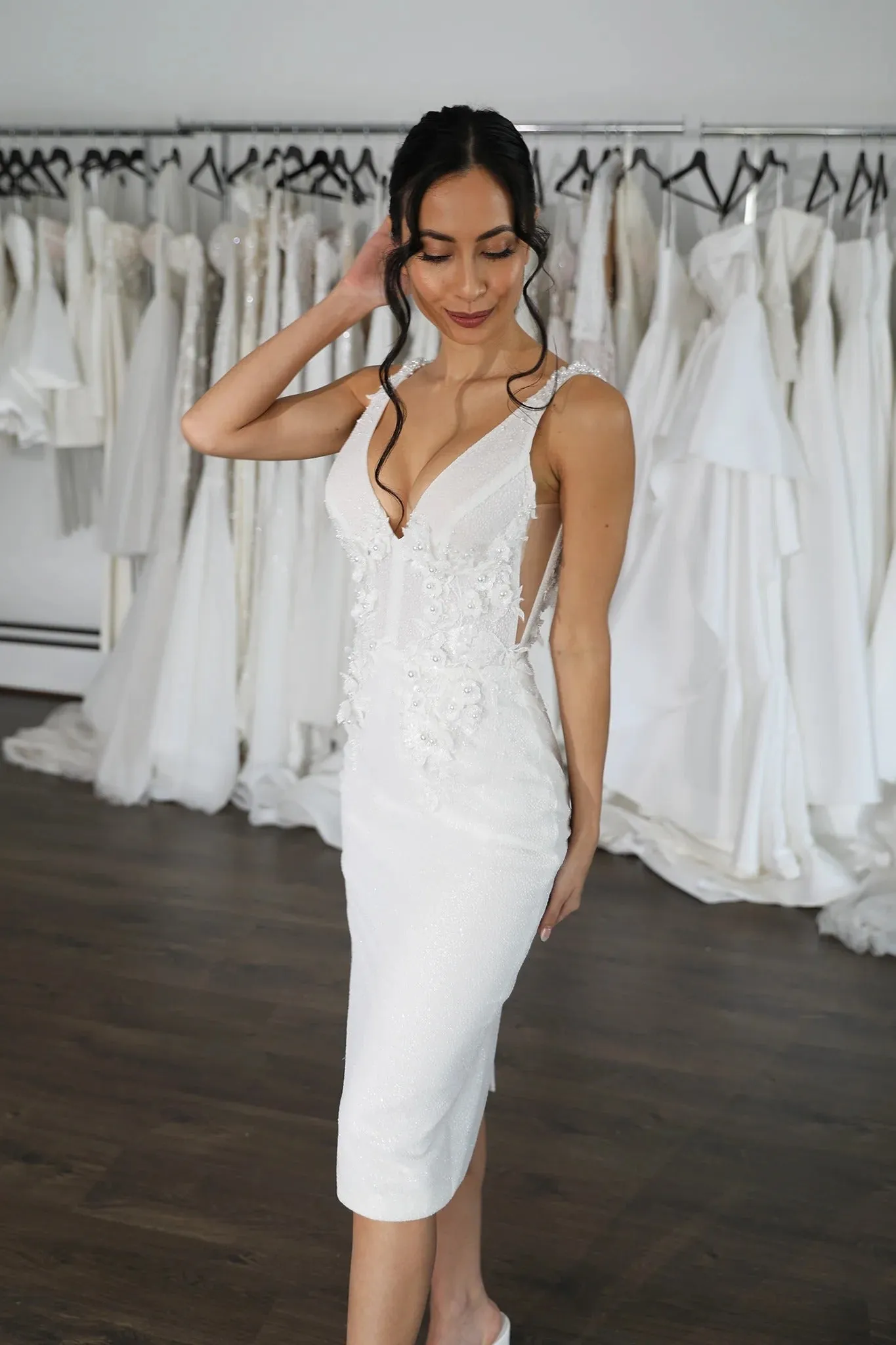 Glittery Tulle with Low U-Back Wedding Dress Bow Court Train Dress Bridal Gown Satin Skirt Vestido De Novia - Image 3