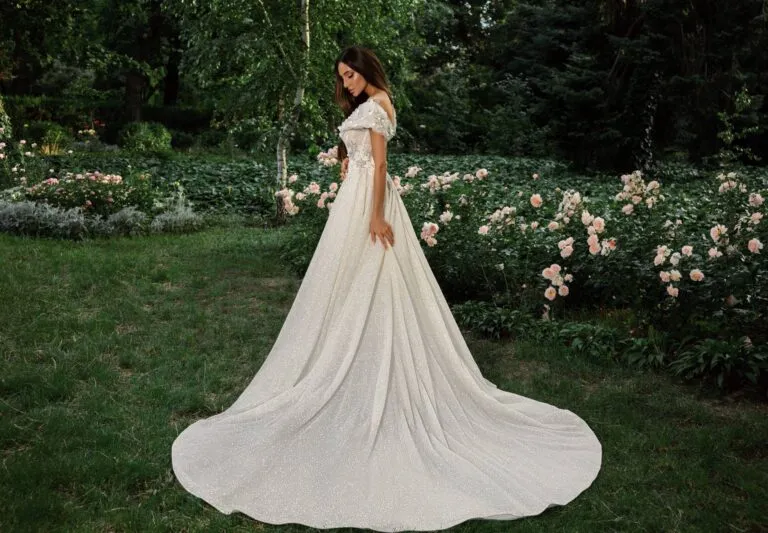 Elegant A-Line Bridal Gown with Long Sleeves and V-Neckline, Designed with a Flattering Natural Waistline for a Timeless Bridal Look - Image 2