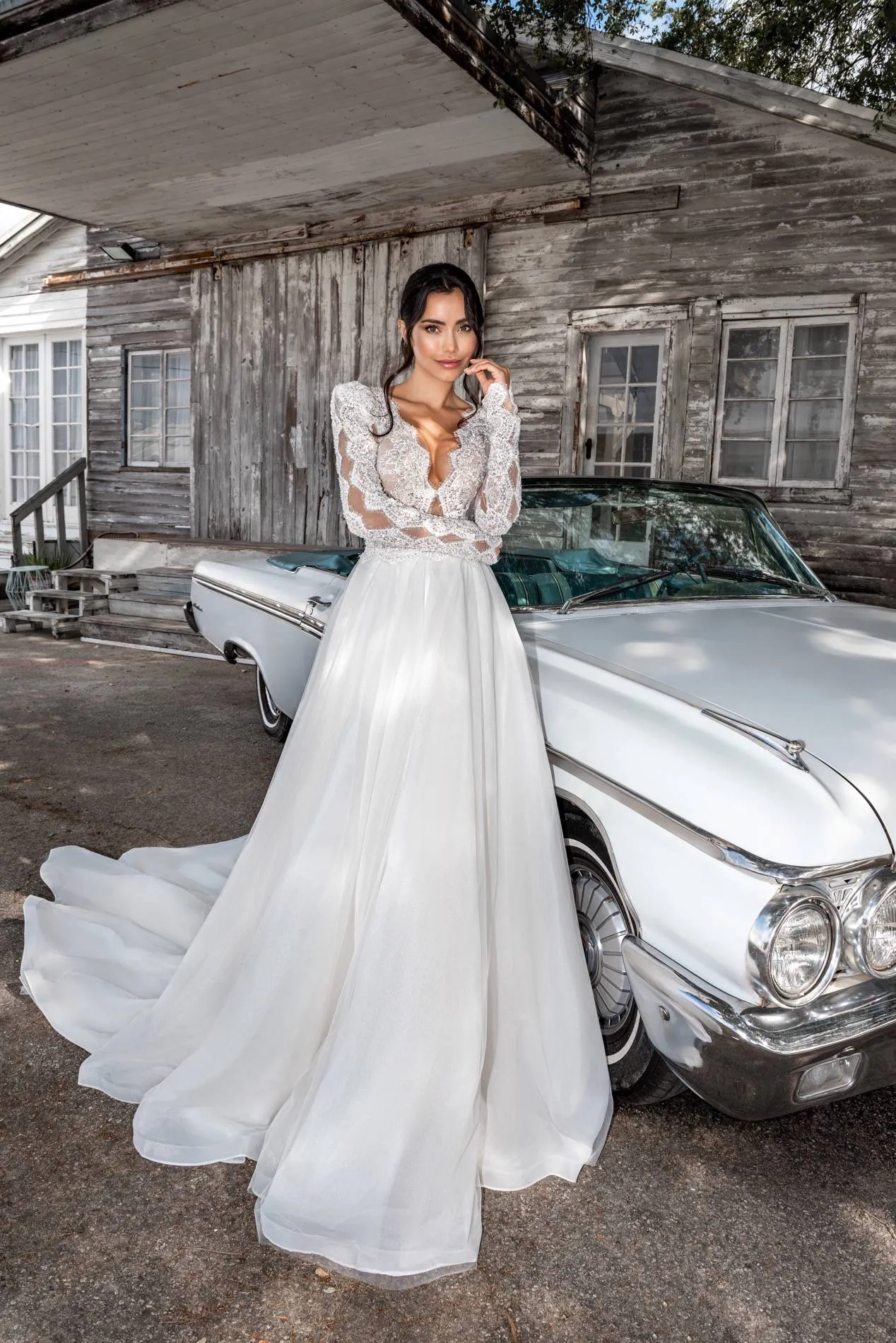 Elegant A-Line Wedding Dress with Long Sleeves, V-Neckline & Flattering Natural Waistline - Image 3