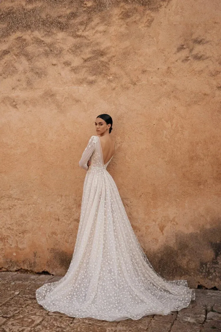 Elegant A-Line Wedding Dresses Deep V Neck Long Sleeves Bridals Party Gowns with Train Brides Evening Dresses for Women - Image 2