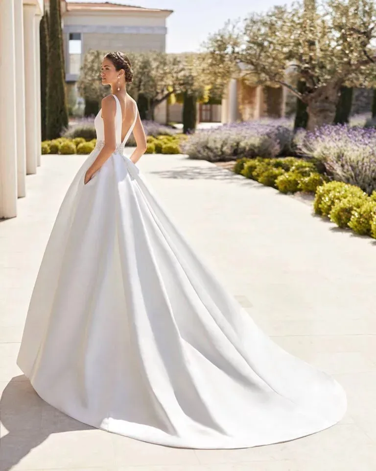 Elegant A-Line Wedding Gown with Exquisite Lace Detailing, a Chic Strapless Design, and a Sophisticated High Neckline for a Timeless and Graceful Bridal Look - Image 2