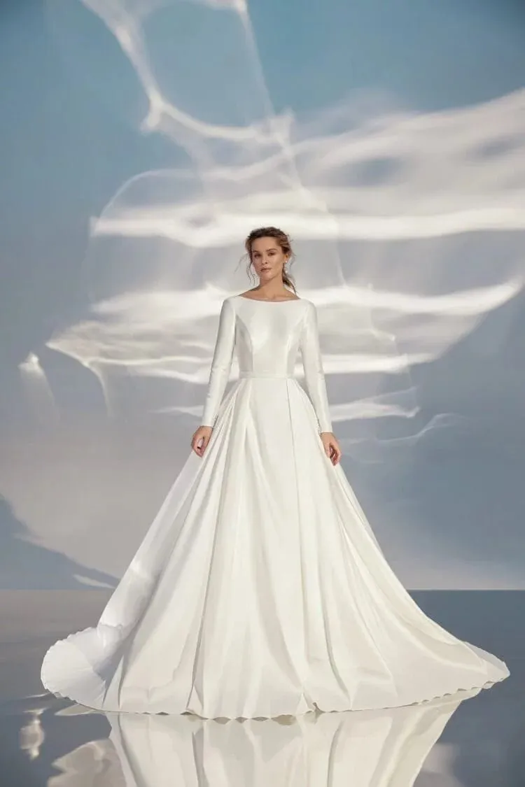 Elegant A-Line Wedding Gown with Long Sleeves, High Neckline, and a Flattering Natural Waistline – Minimalist Bridal Dress - Image 3