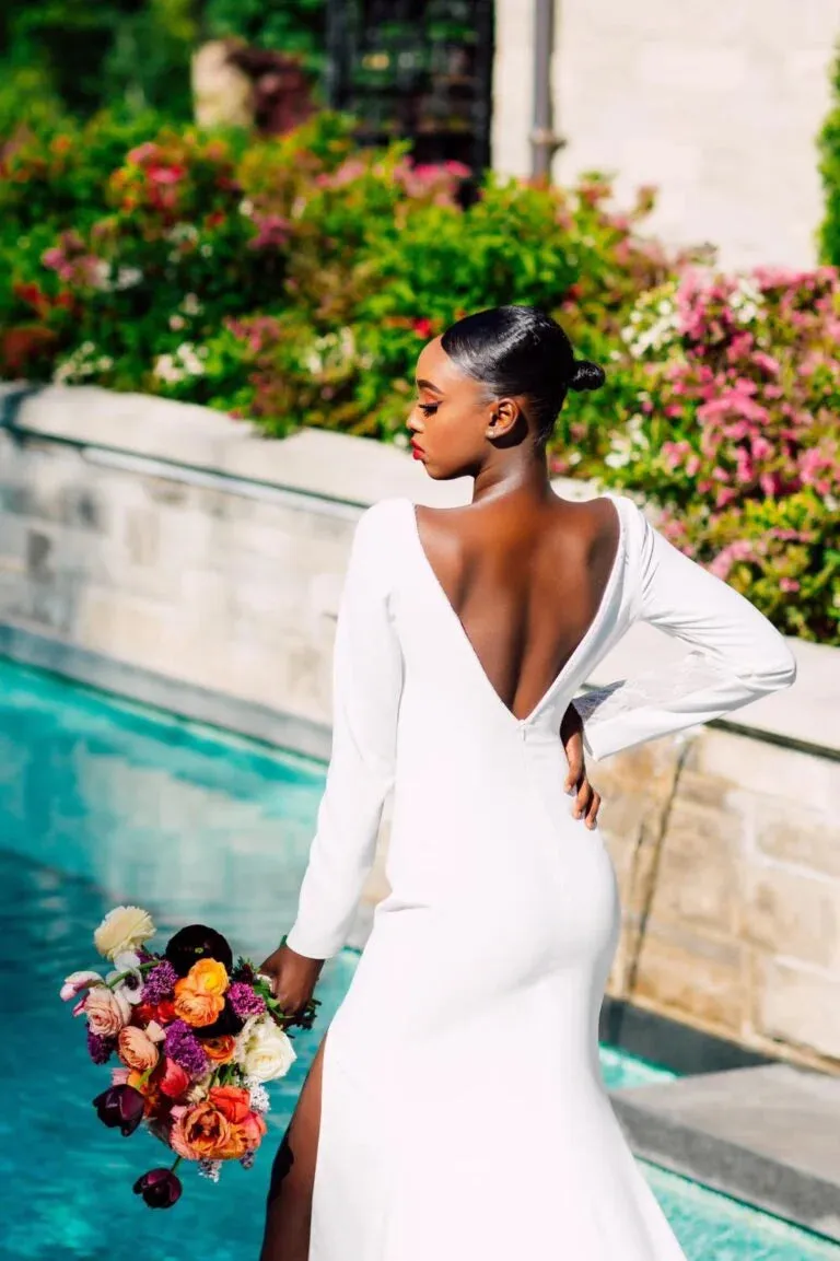 Elegant Mermaid Wedding Gown with Long Sleeves, Sophisticated Boat Neckline, and a Flattering Natural Waist for a Timeless and Graceful Bridal Look - Image 3