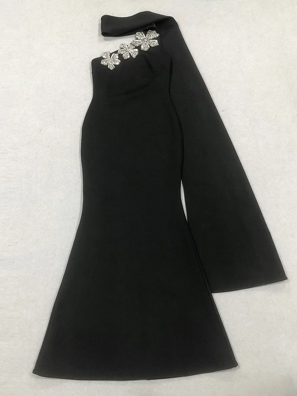 Elegant Solid Diamond Flower Bandage Women Halter Dress Off Shoulder Sleeveless Backless Slim Female Maxi Dresses Lady Robe - Image 5
