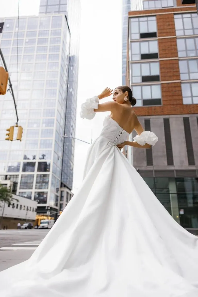 Elegant Wedding Dresses Strapless Lacing up Side Slit Backless Draped for Women Marriage Bride Gown - Image 2