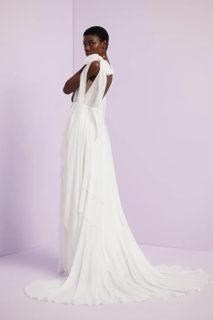 Enchanting Wedding Gown with a Flattering Silhouette, Exquisite Details, and Timeless Elegance for a Romantic and Unforgettable Bridal Look - Image 2