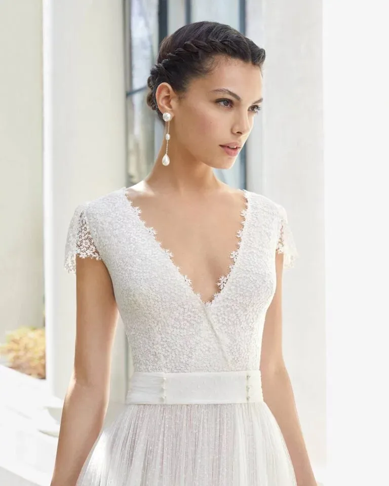 Ethereal A-Line Wedding Gown with Graceful Cap Sleeves, a Flattering V-Neckline, and Delicate Lace Detailing for a Timeless Bridal Look - Image 3