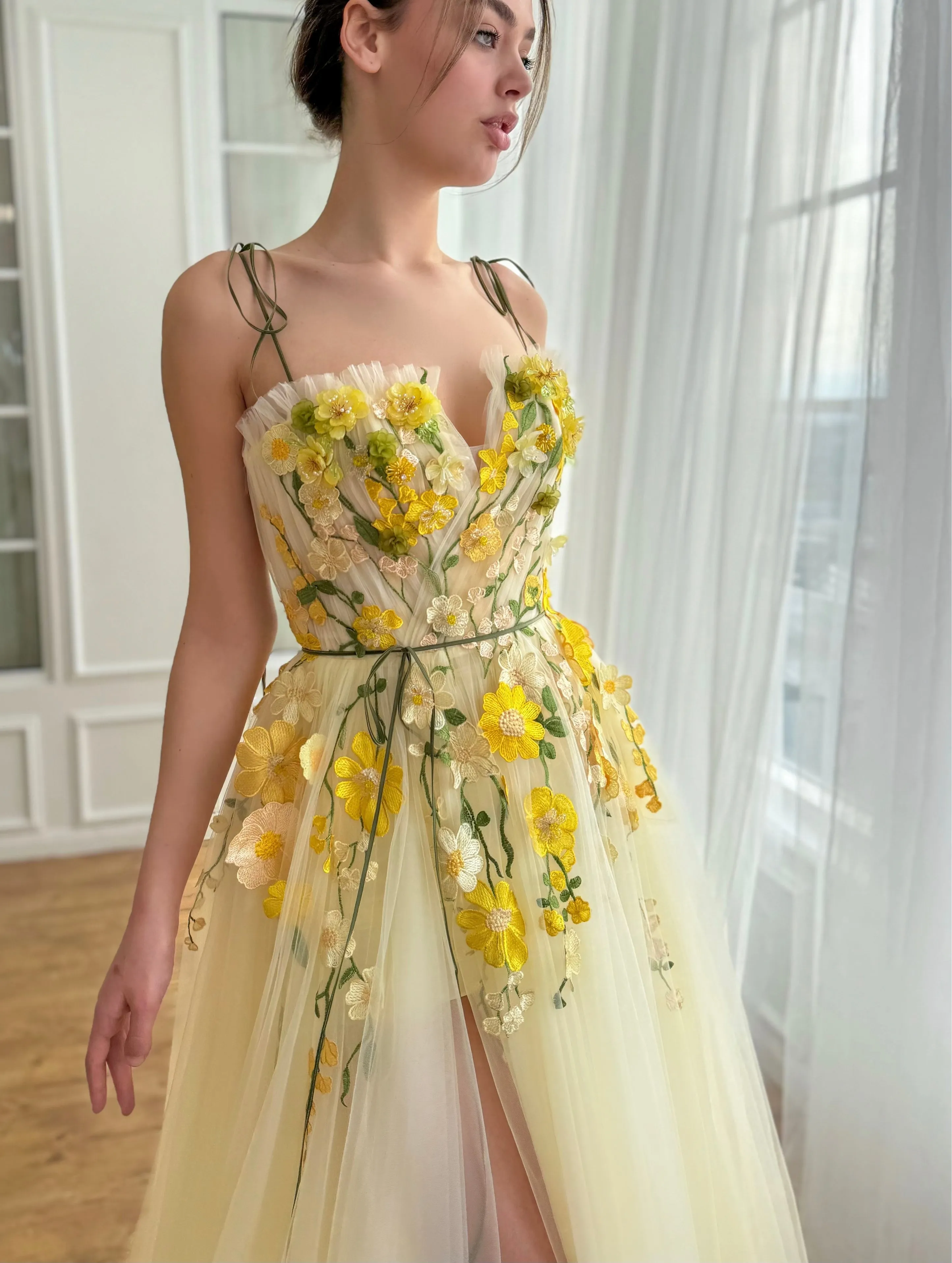 Faint Yellow A-line Prom Dresses Lace Appliques Spaghetti Strap Formal Evening Sweep Train Side Split Sleeveless Clubbing - Image 7