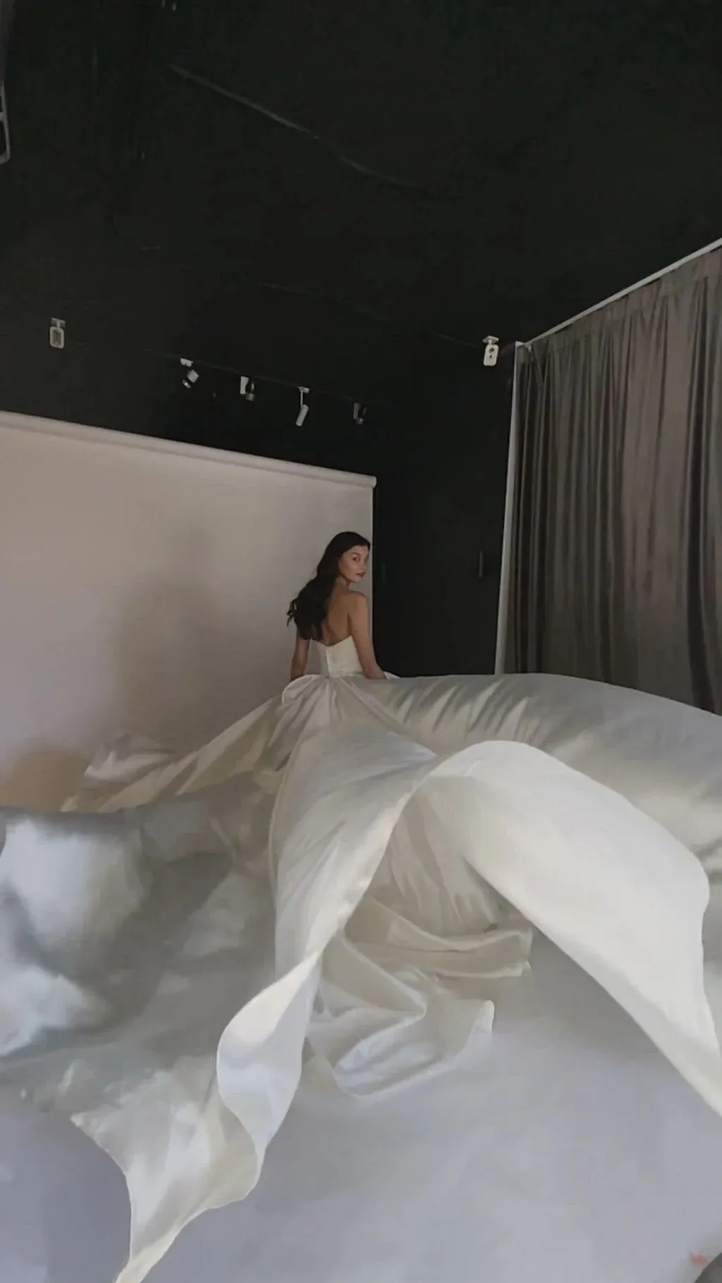 Classic Wedding Dress with Detachable Huge Bow Satin Vestido De Novia Skirt Court Train Mermaid Simple Bow PrincessDress Bridal Gown - Image 2