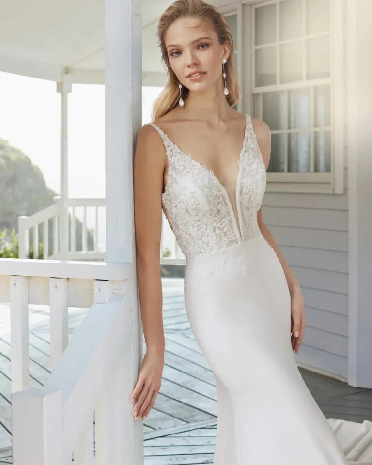 Glamorous Mermaid Wedding Gown with Spaghetti Straps, Elegant V-Neckline, and Sparkling Beaded Lace Detailing for a Captivating and Timeless Bridal Look - Image 2