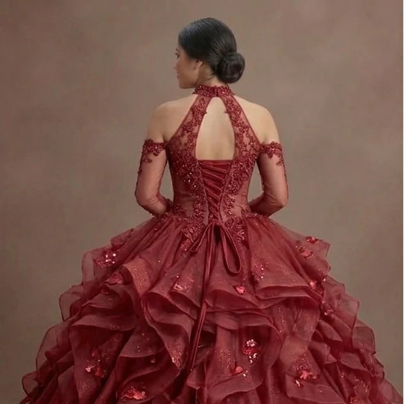 Glamorous Red Quinceañera Dress with Ruffled Organza Skirt - Image 5