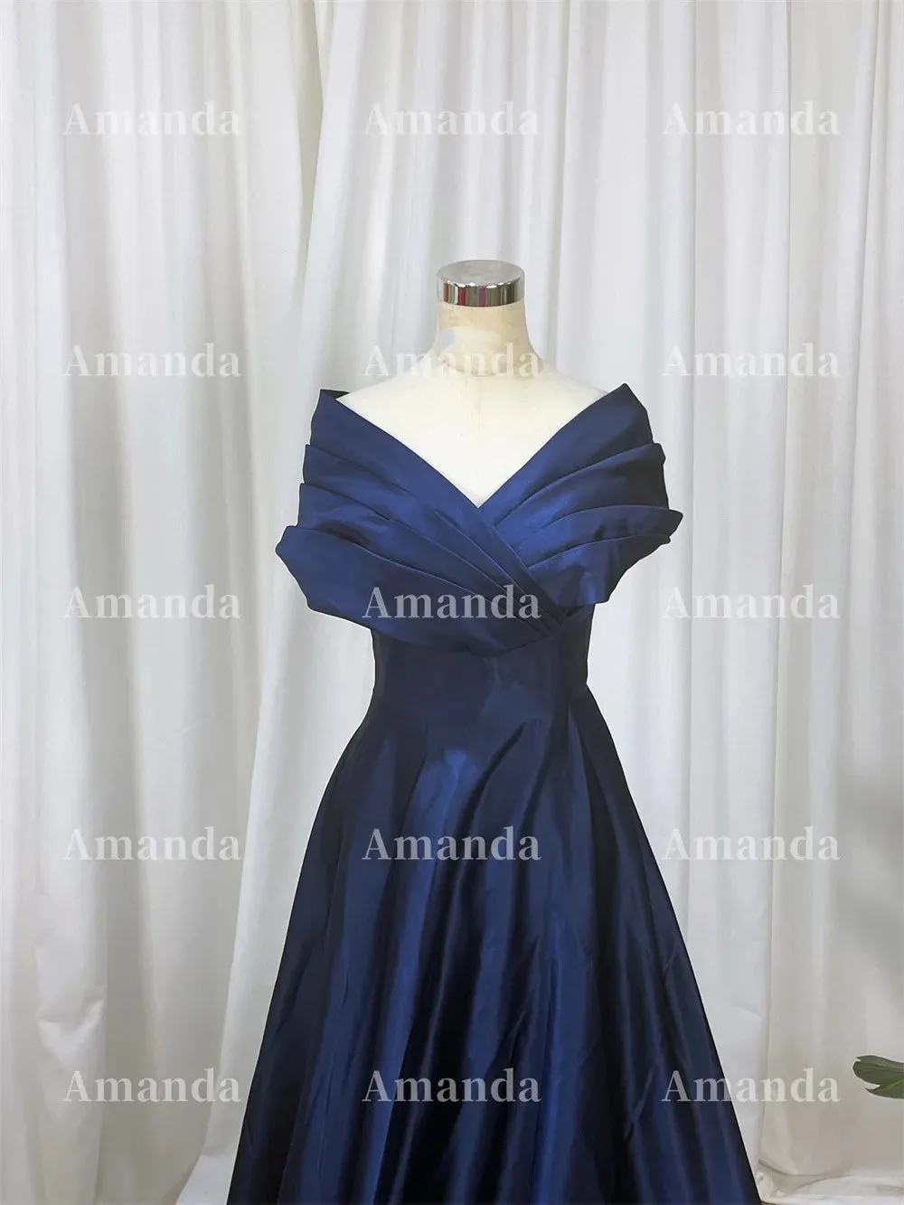 Gorgeous Silk Satin Ball Gown Prom Dress Elegant Dark Blue Evening Dress Off The Shoulder Floor Lenght فستان سهرة - Image 4