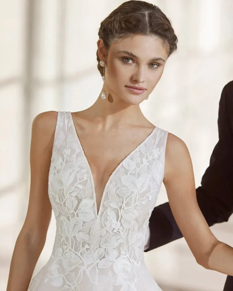 Graceful A-Line Wedding Gown with Spaghetti Straps, Elegant V-Neckline, and a Flattering Natural Waist for a Romantic and Timeless Bridal Look - Image 3