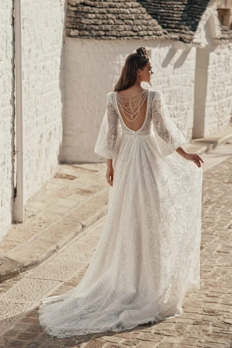 Graceful Beach Wedding Dress with Long Sleeves, V-Neckline & Delicate Lace for a Timeless and Romantic Bridal Look - Image 3