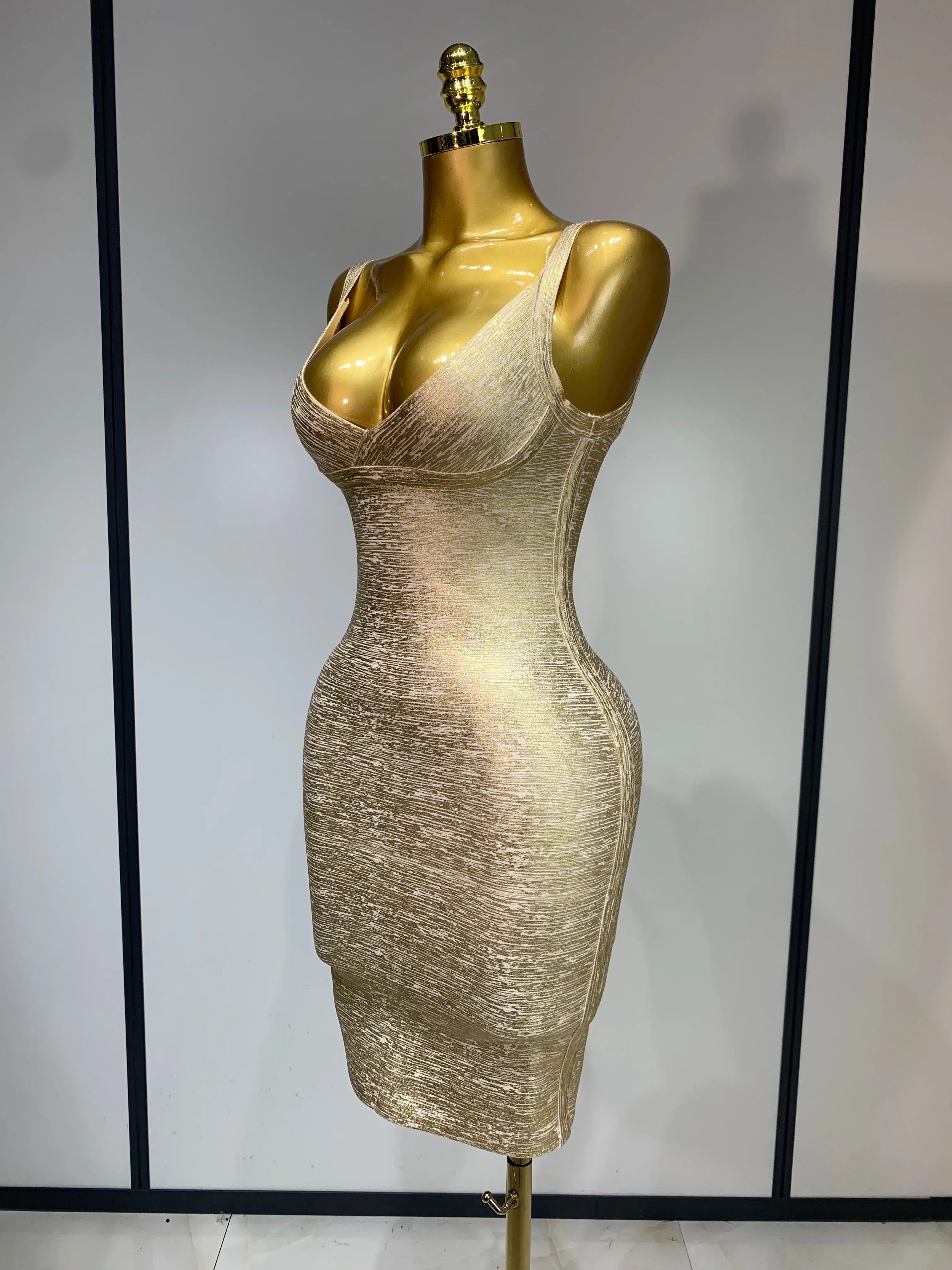 Celebrity Elegant Gold Bodycon Bandage Dress Women Sexy Nightclub Evening Party Luxury Birthday Dress Vestidos - Image 2