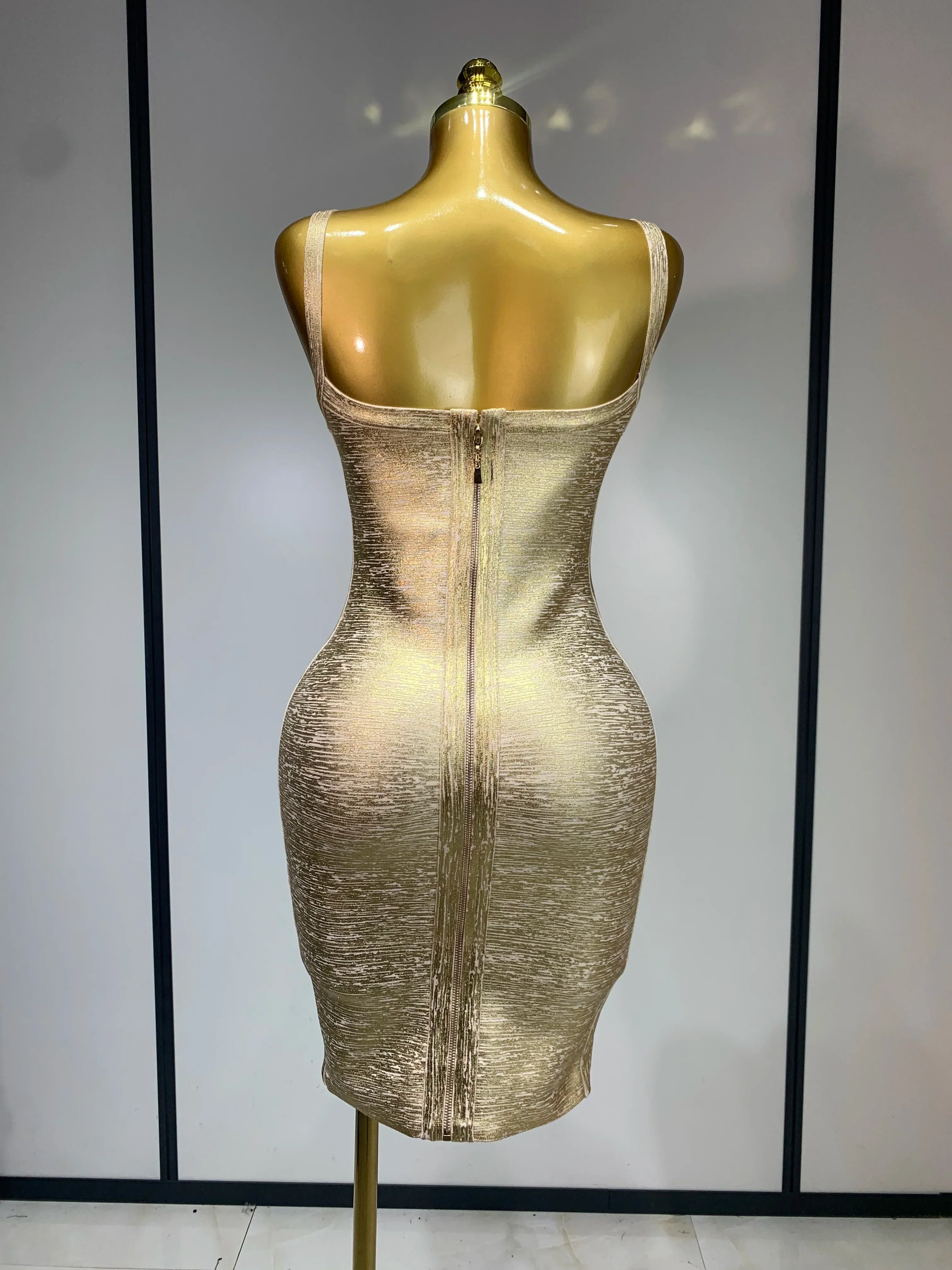 Celebrity Elegant Gold Bodycon Bandage Dress Women Sexy Nightclub Evening Party Luxury Birthday Dress Vestidos - Image 4