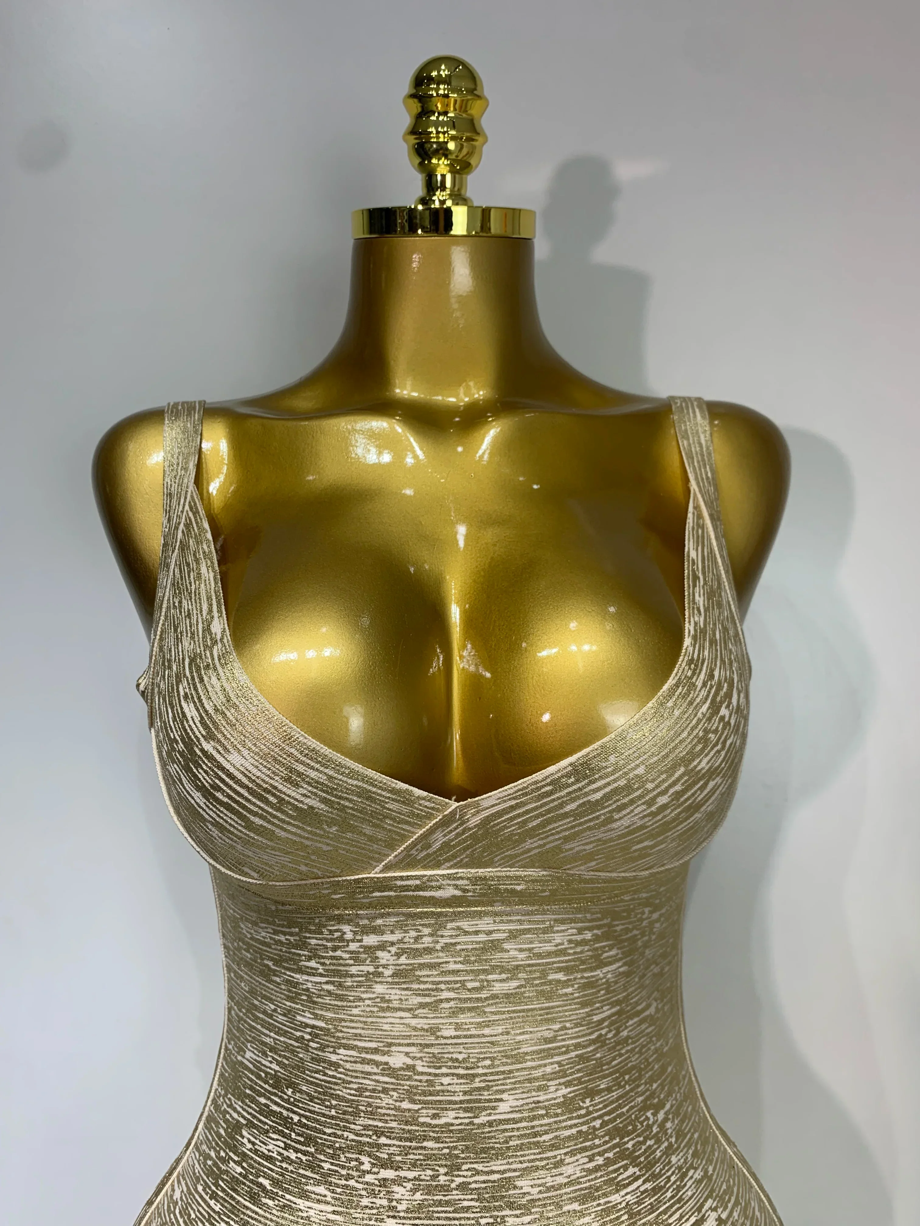 Celebrity Elegant Gold Bodycon Bandage Dress Women Sexy Nightclub Evening Party Luxury Birthday Dress Vestidos - Image 5