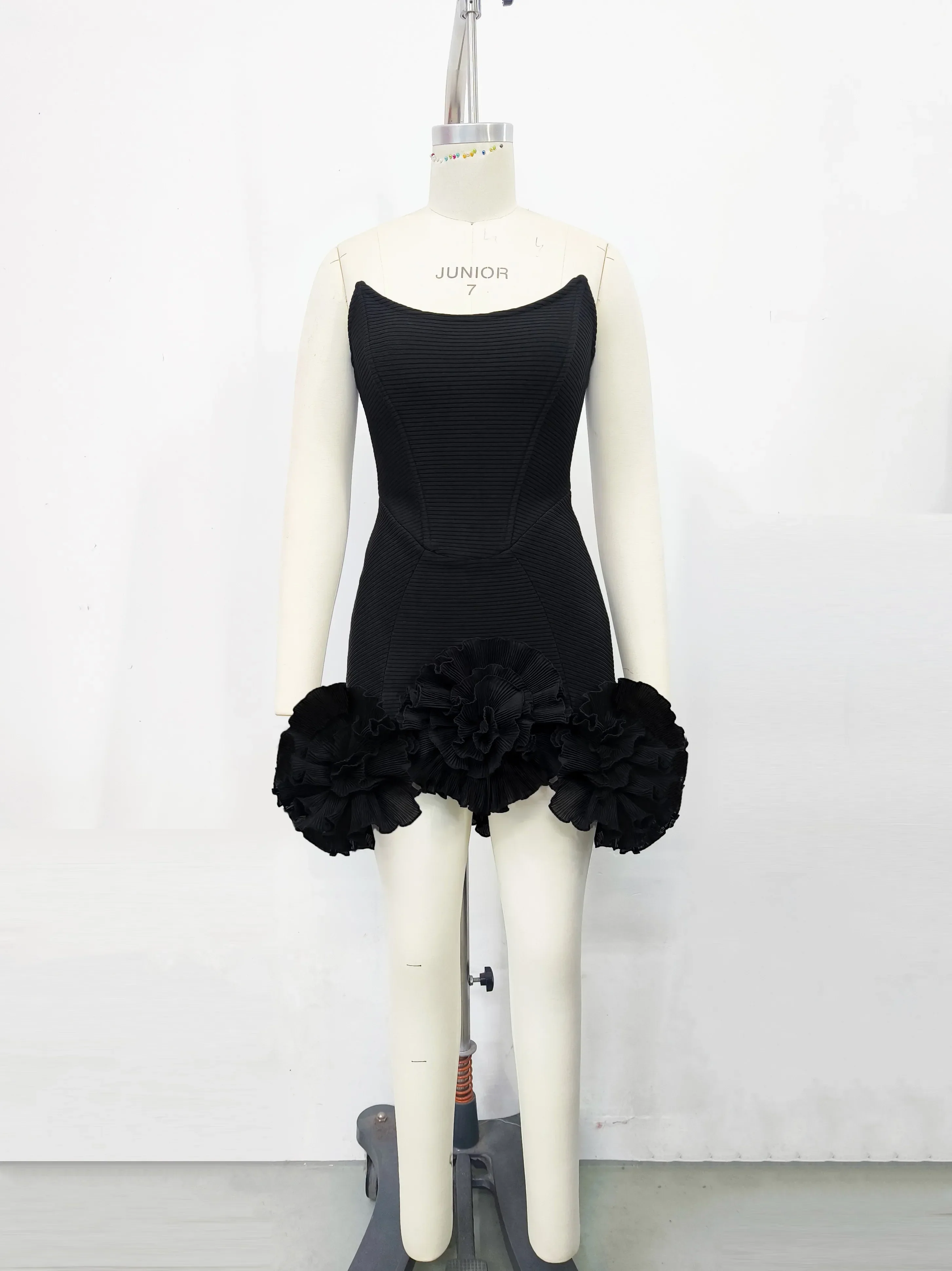 Women Sexy Strapless Bodycon Mini Bandage Dress Florals Celebrate Girls' Birthday Party Nightclub Outfit - Image 4