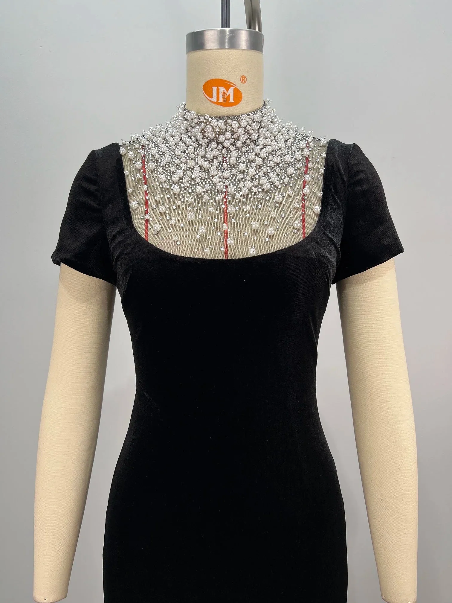 Women Short Sleeve Pearl Beading Velvet Bodycon Long Dress Elegant Evening Party Celebrate Cocktail Dress - Image 6