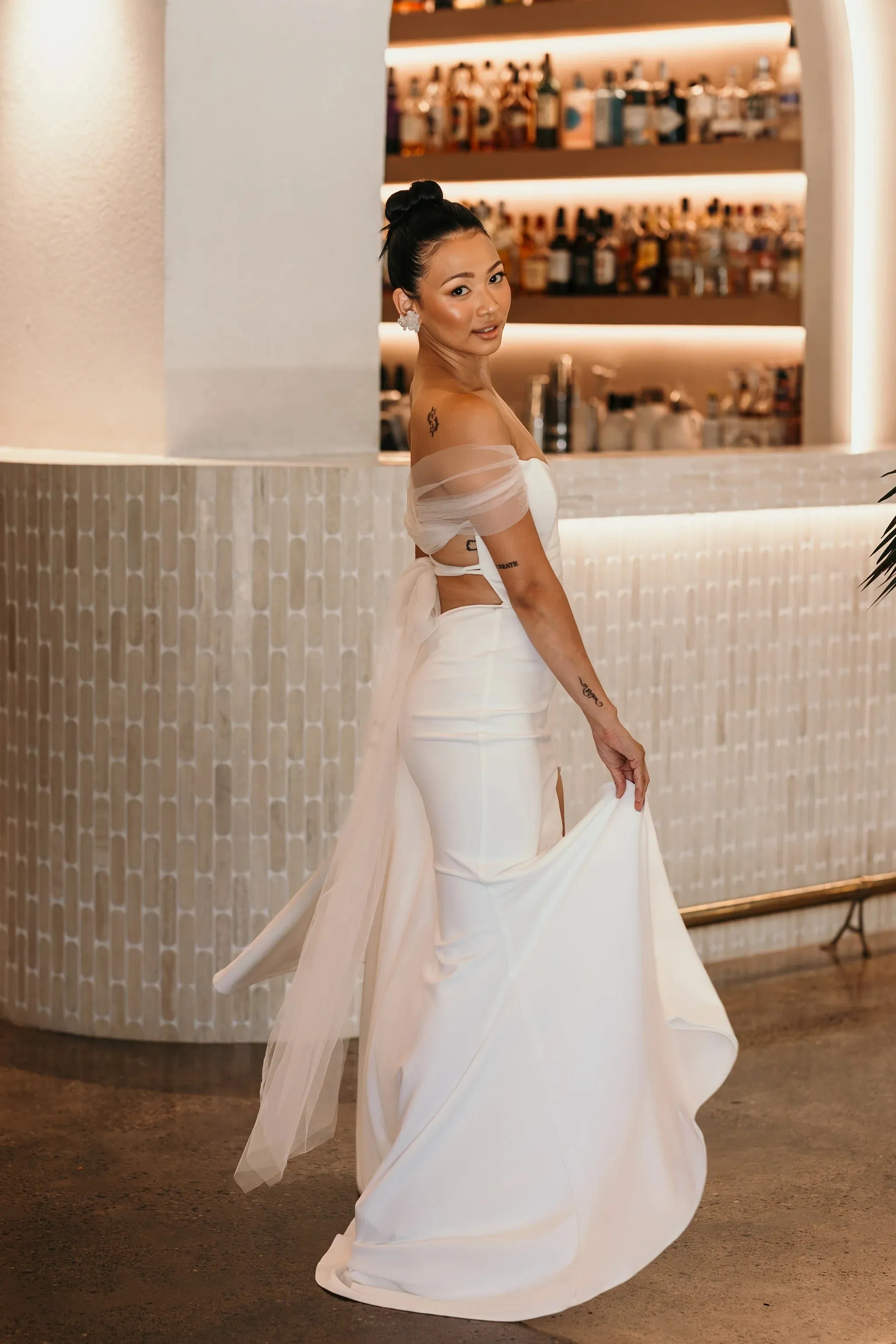 Romantic Bow Back with Extended Train Tails Wedding Dress Satin Bridal Gown Skirt Vestido De Novia Bow Court Train Dress - Image 3