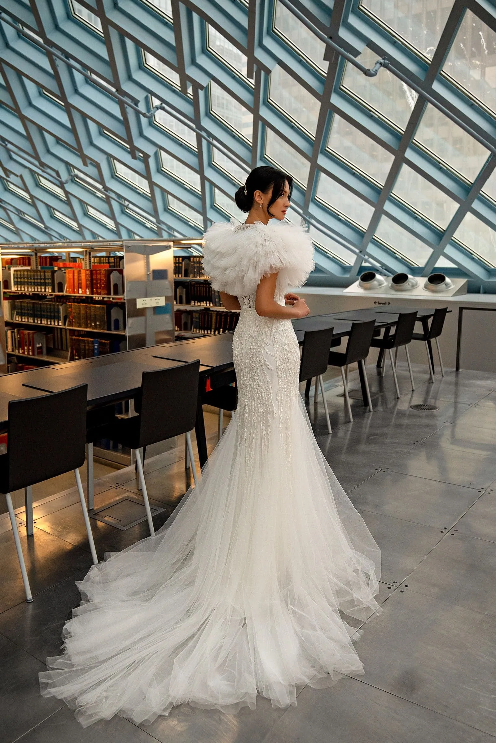 Lace Illusion Bride Dress Spaghetti Straps Long Train Women Wedding Dresses Customized Detachable Sleeves Luxury Bridal - Image 2