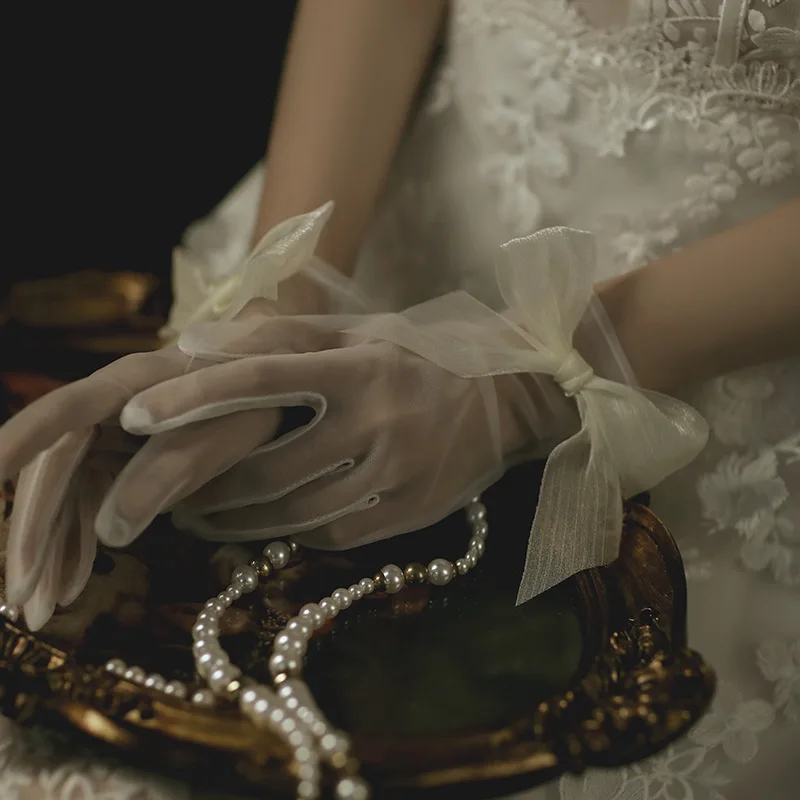 Lace Short Bridal Gloves bowknot Wristband Wedding Glove For Women Girl Party Evening Dress Jewelry Bride Accessories - Image 2