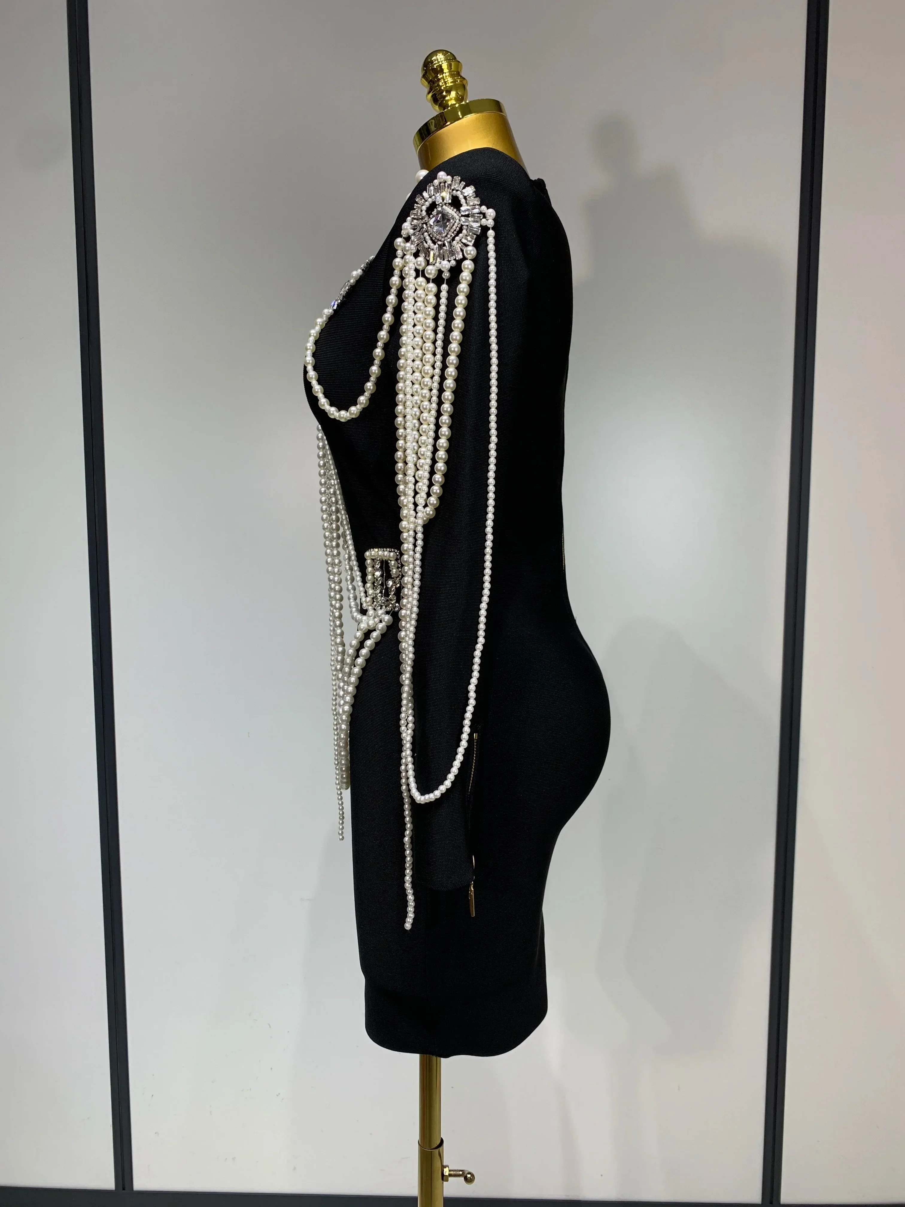 Luxury Birthday Dress Women Beading Diamond Black Bodycone Bandage Wrapped Hip Dress Elegant Long Sleeves Evening Party Gown - Image 3