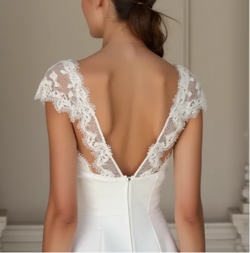 Mini Wedding Gown with a Flirty and Playful Touch for Young Brides - Image 5