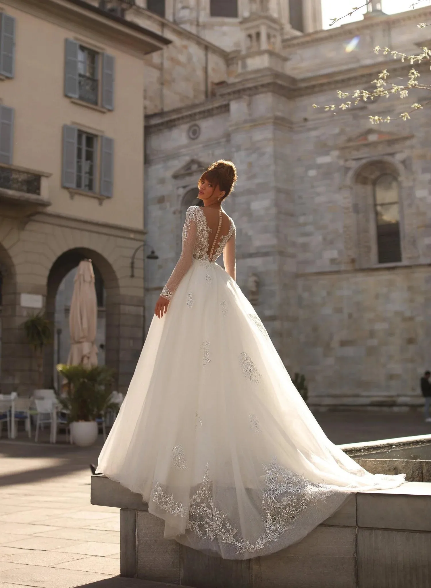 Modern A-line Wedding Gown For Bride Long Sleeve V-Neck Lace Appliques Illusion Button Robe De Mariée - Image 3