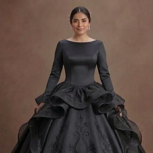 Modern Black Quinceañera Dress Silk Minimalist Design - Image 4