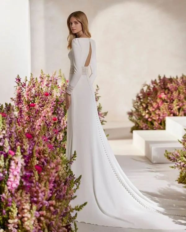Elegant A-line Wedding Dress Crafted in Crêpe with Beadwork Embellishments Bridal Gown Princess Sleeveless Mermaid Wedding Dress Satin Court Train Bow Vestido De Novia - Image 3